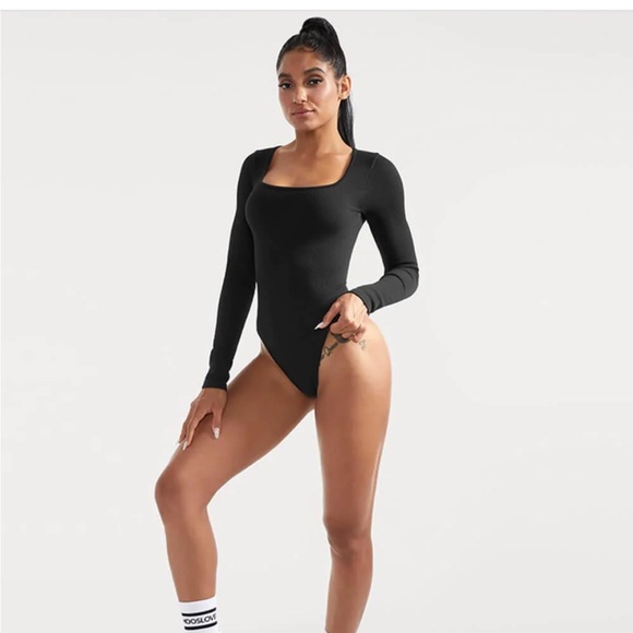 New ribbed seamless black Mooslover body suit small. Tummy control. - Picture 10 of 10